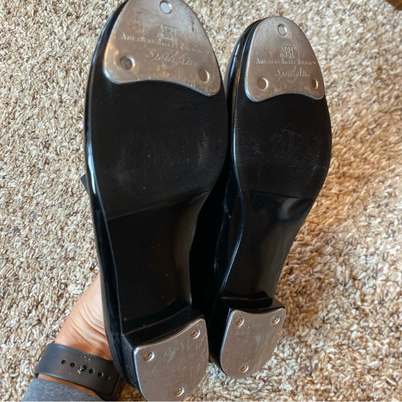 ABT American Ballet Theatre Spotlights kids 4 Black Patent Leather Tap Shoes - Picture 5 of 6